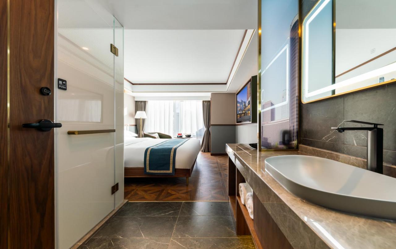 Time Traveller Boutique - Near Cbd, Cctv, China Zun, Skp And Sanlitun, Tian'anmen Square, Forbidden City, Free Daily Necessities, Free Night Snack, Free Laundry, Communication Well, Free Travel Advice , Free Gymnastic, 4* Beijing
