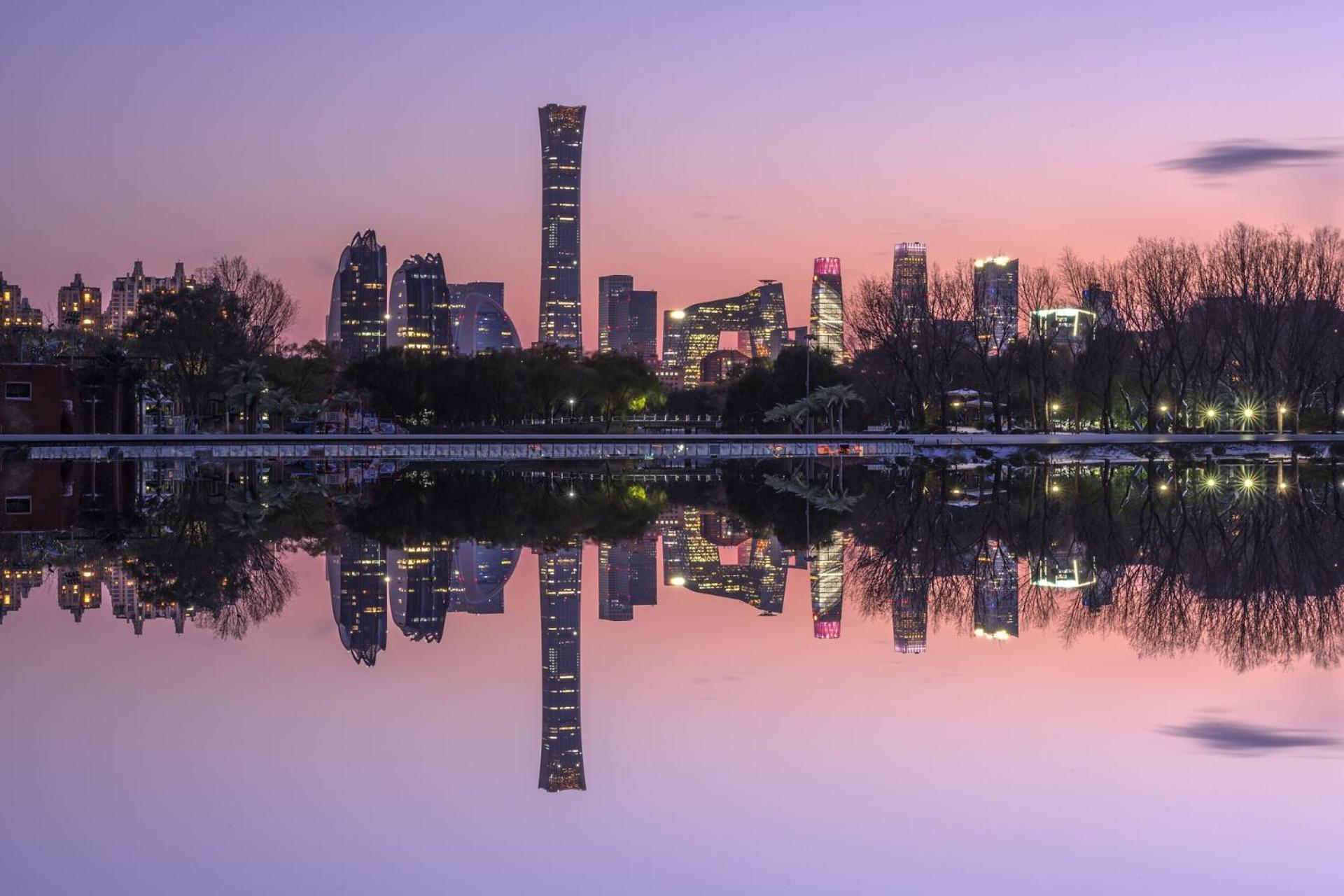 Time Traveller Boutique - Near Cbd, Cctv, China Zun, Skp And Sanlitun, Tian'anmen Square, Forbidden City, Free Daily Necessities, Free Night Snack, Free Laundry, Communication Well, Free Travel Advice , Free Gymnastic,